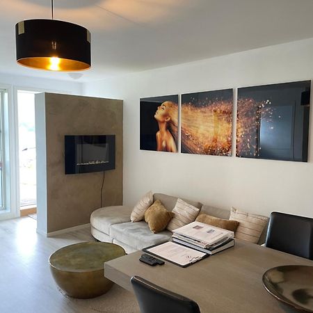 Leilighet Ved Sjoen Med Strand Apartment พอร์ชกรุนน์ ภายนอก รูปภาพ