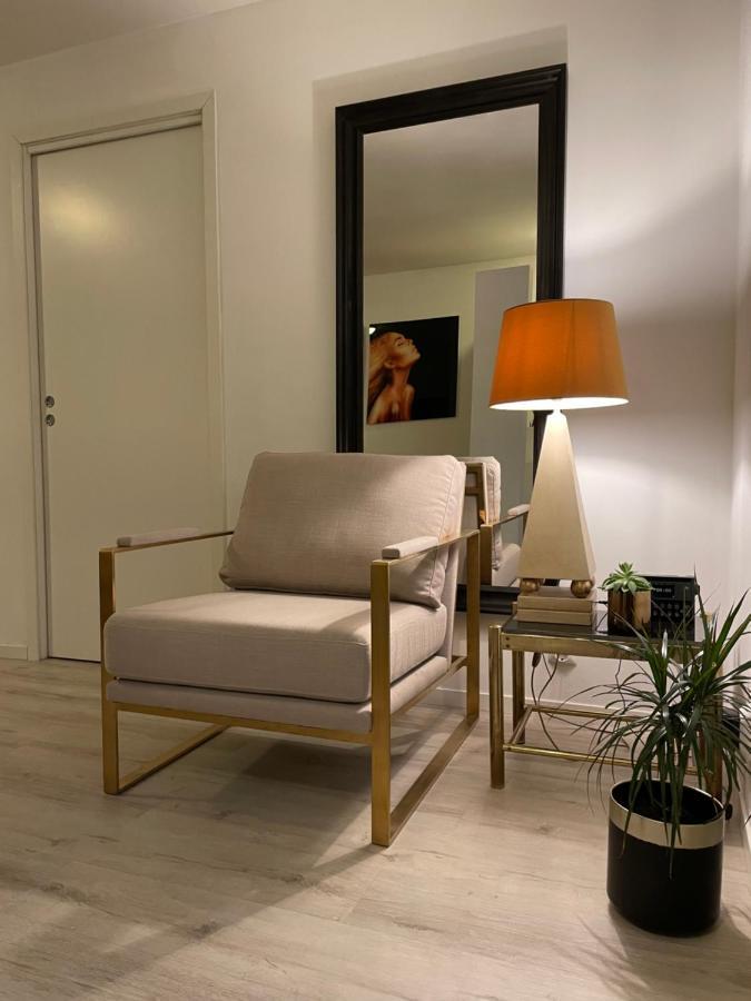 Leilighet Ved Sjoen Med Strand Apartment พอร์ชกรุนน์ ภายนอก รูปภาพ