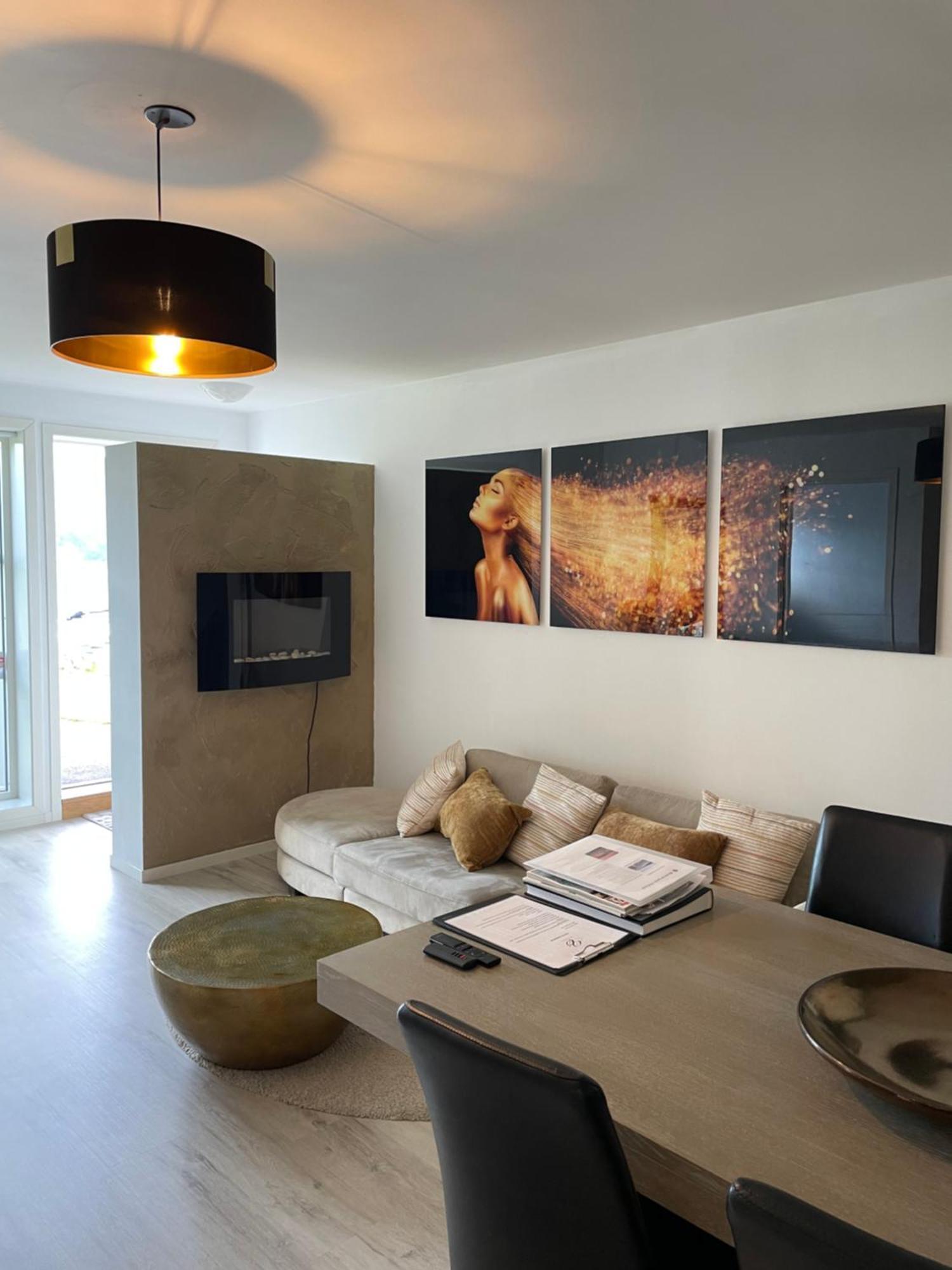 Leilighet Ved Sjoen Med Strand Apartment พอร์ชกรุนน์ ภายนอก รูปภาพ