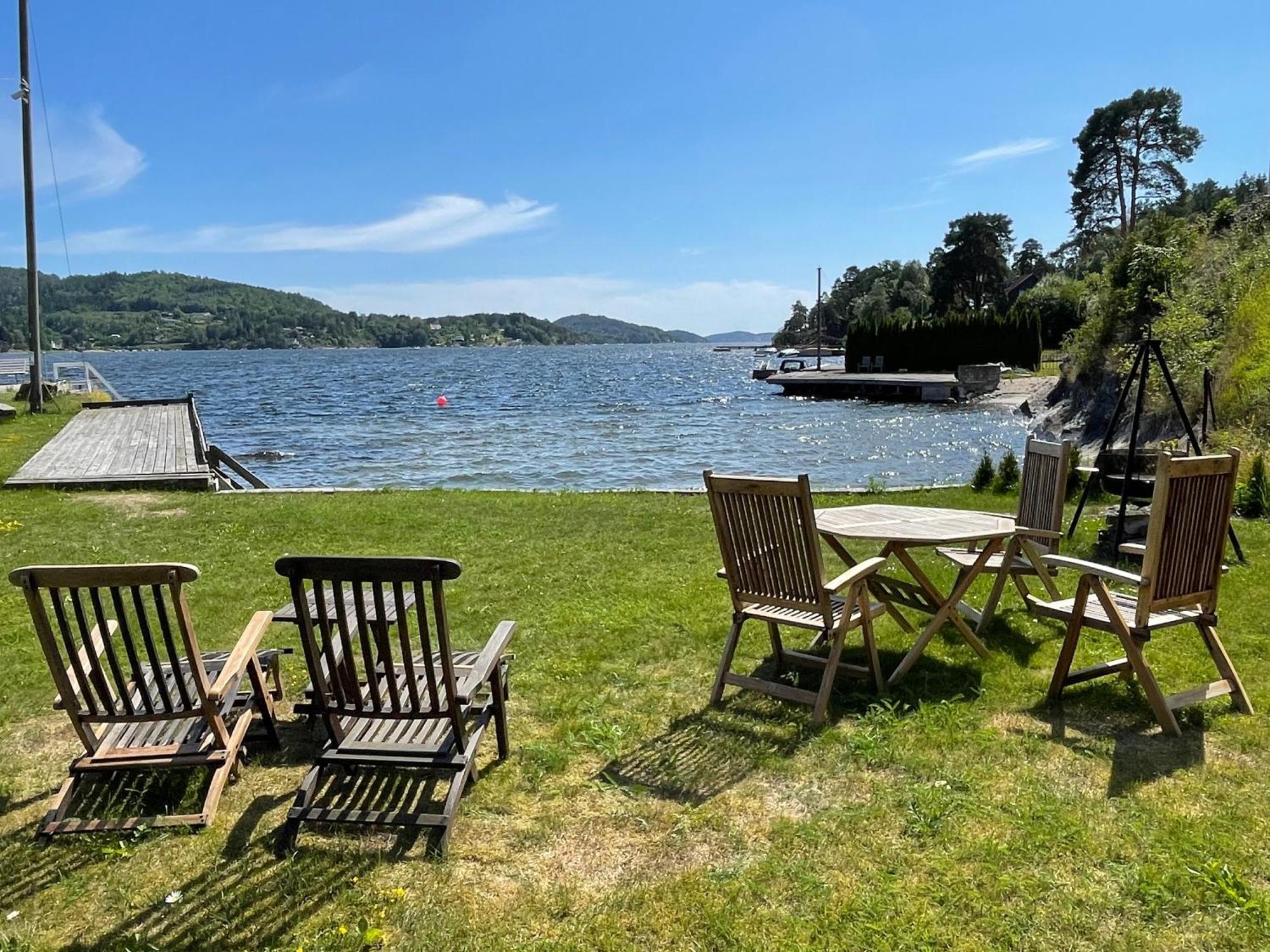 Leilighet Ved Sjoen Med Strand Apartment พอร์ชกรุนน์ ภายนอก รูปภาพ